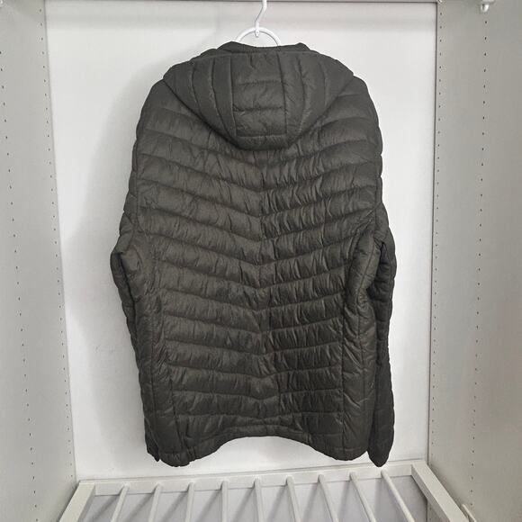 Black Lightweight Hooded Puffer Jacket Men’s XL Quilted Packable Nylon Coat - Picture 3 of 6